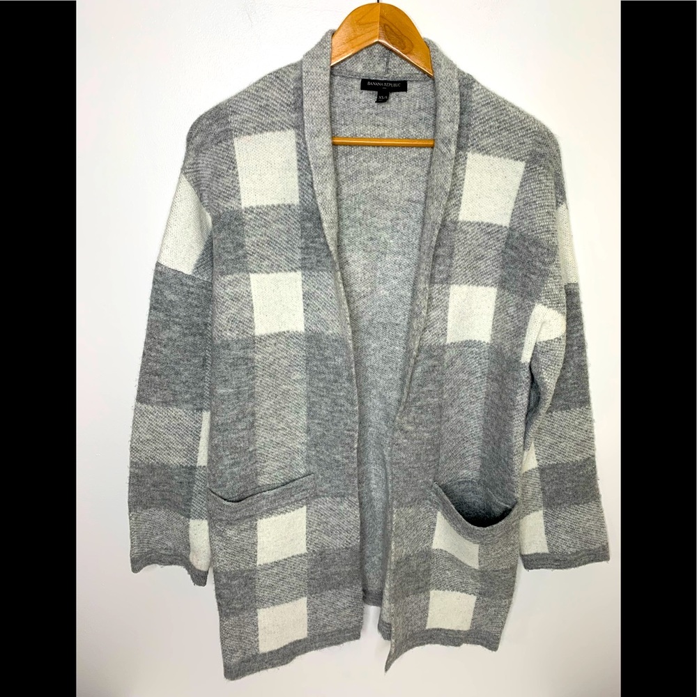 Banana Republic Cardigan Gray and White Size XS/S Open Front Check Pattern